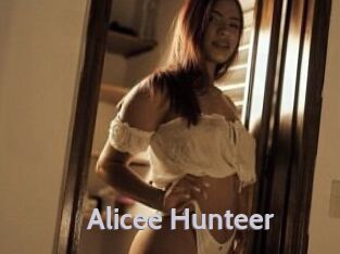 Alicee_Hunteer
