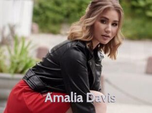 Amalia_Davis