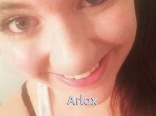 Arlo_x
