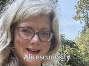 Alicescuriosity