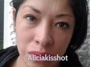 Aliciakisshot