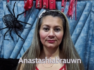 Anastashiabrauwn