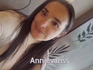 Annievanss