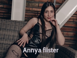 Annya_fiister