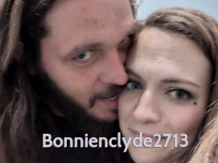 bonnienclyde2713 Live Cam 66