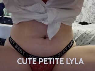 CUTE_PETITE_LYLA