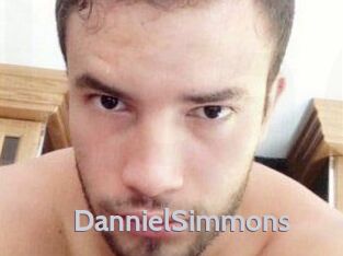 Danniel_Simmons