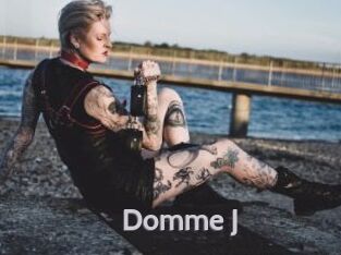 Domme_J
