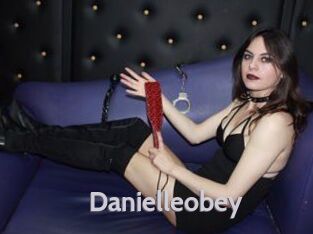 Danielleobey
