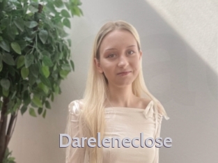 Dareleneclose