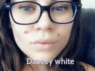 Dazeey_white