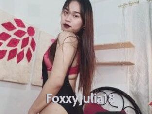 FoxxyJulia18