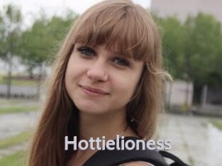 hottielioness Live Cam 66