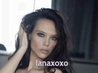 Ianaxoxo