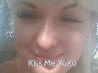 Kiss_Me_XoXo