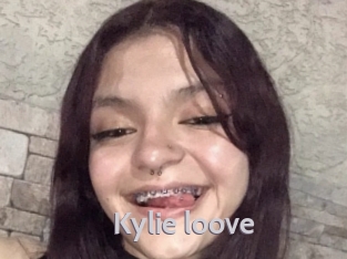 Kylie_loove