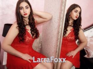 LarraFoxx