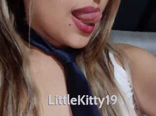LittleKitty19