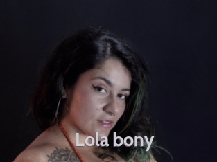 Lola_bony