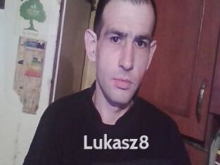 Lukasz8