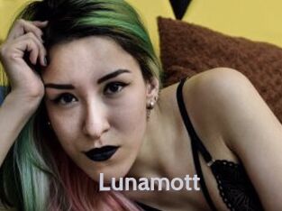 lunamott Live Cam 66