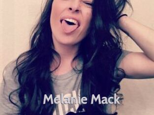 Melanie_Mack