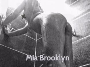 Mia_Brooklyn