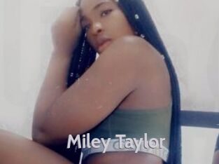 Miley_Taylor