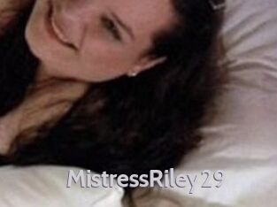 MistressRiley29
