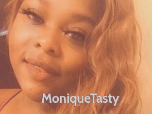 MoniqueTasty