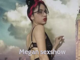 Megan_sexshow