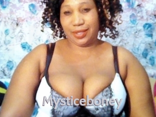 mysticeboney Live Cam 66