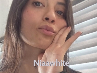 Niaawhite