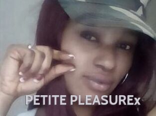 PETITE_PLEASUREx