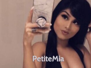 PetiteMia Live Cam 66