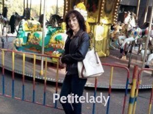 Petite_lady