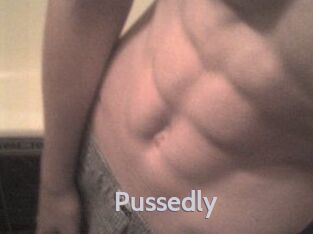 Pussedly