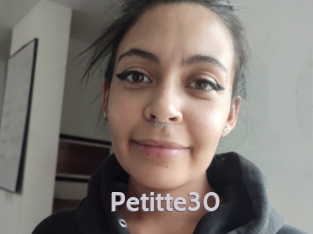 Petitte30