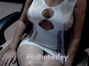Redhotwifey