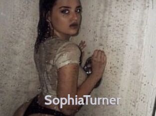 Sophia_Turner