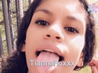 TiannaFoxxx