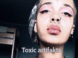 Toxic_artifakts