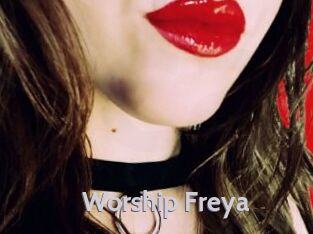 Worship_Freya Live Cam 66